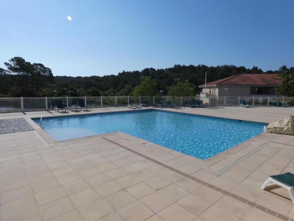 Residence Les Pins Parasols De La Roque รอกเกอบรูน-ซูร์-อาร์ฌ็องส์ ภายนอก รูปภาพ