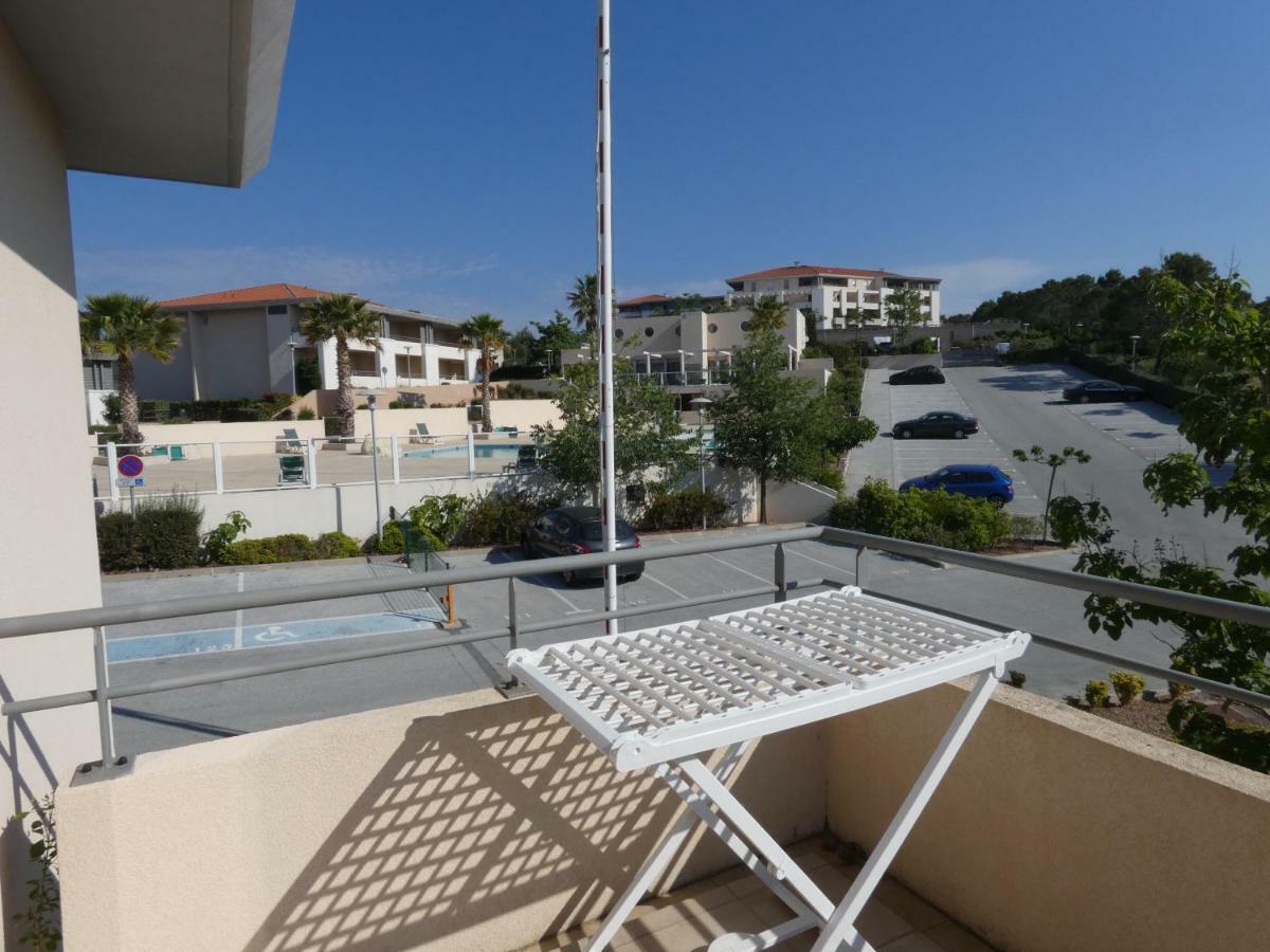 Residence Les Pins Parasols De La Roque รอกเกอบรูน-ซูร์-อาร์ฌ็องส์ ภายนอก รูปภาพ